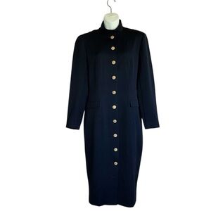 LOUIS FERAUD Elegant navy dress, Gold Buttons, pocket flaps, lamb's wool. 8 VTG